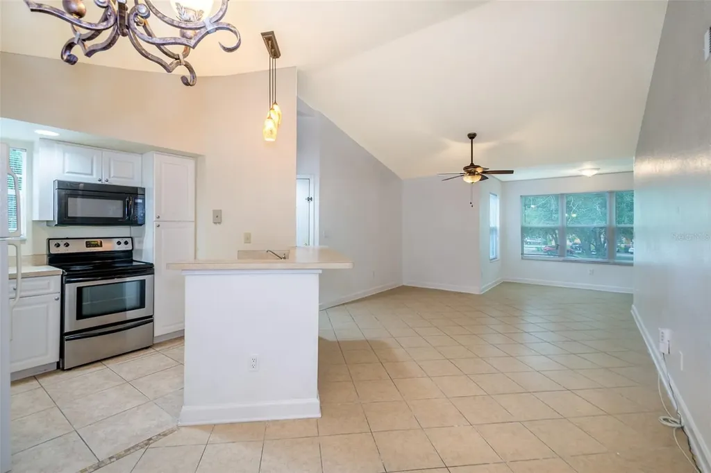 4504 Commander Drive Orlando FL 32822
