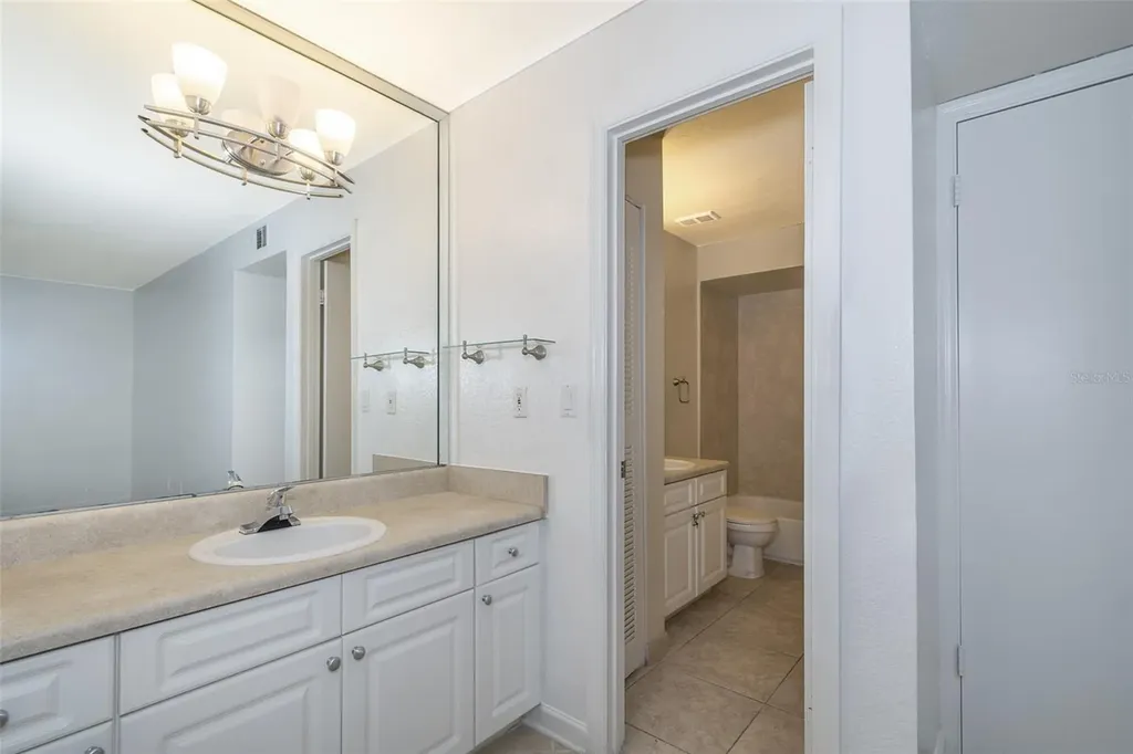 4504 Commander Drive Orlando FL 32822