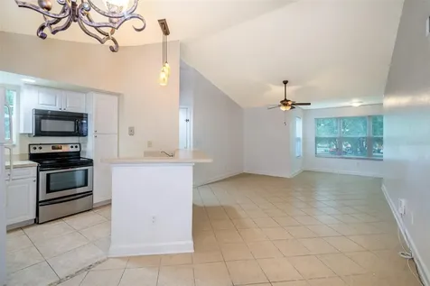 4504 Commander Drive Orlando FL 32822