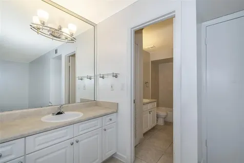 4504 Commander Drive Orlando FL 32822