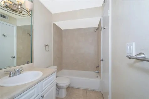 4504 Commander Drive Orlando FL 32822