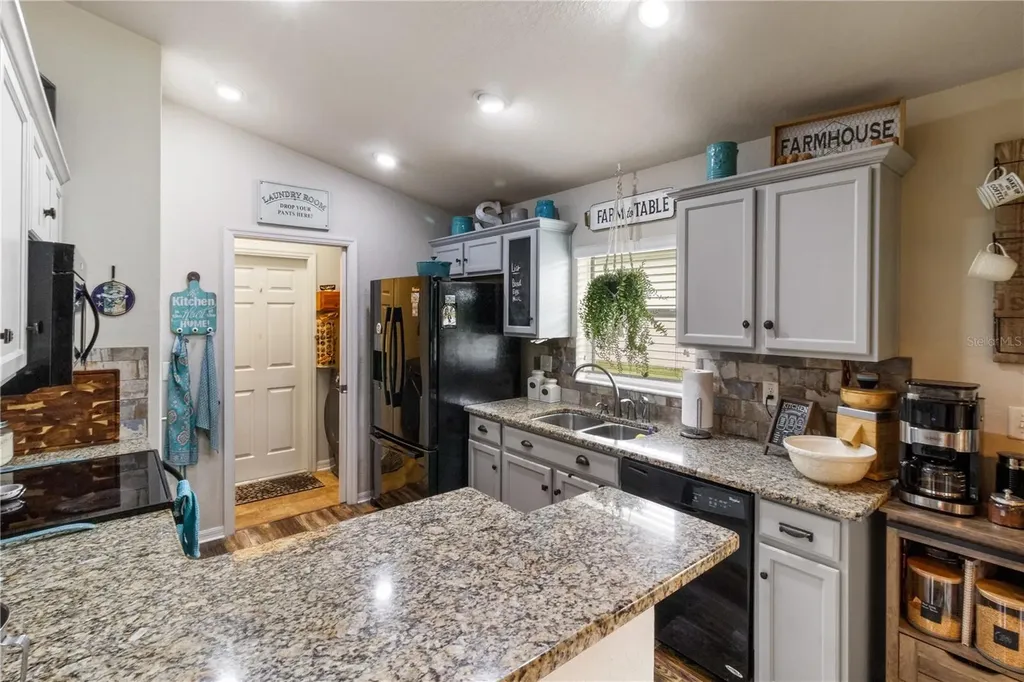 4562 Fairway Oaks Drive Mulberry FL 33860