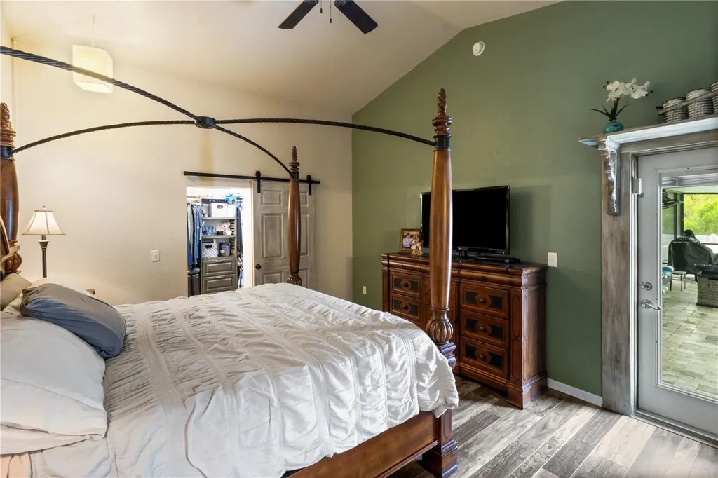 4562 Fairway Oaks Drive Mulberry FL 33860