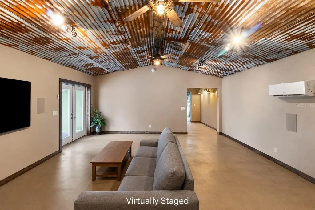 4562 Fairway Oaks Drive Mulberry FL 33860