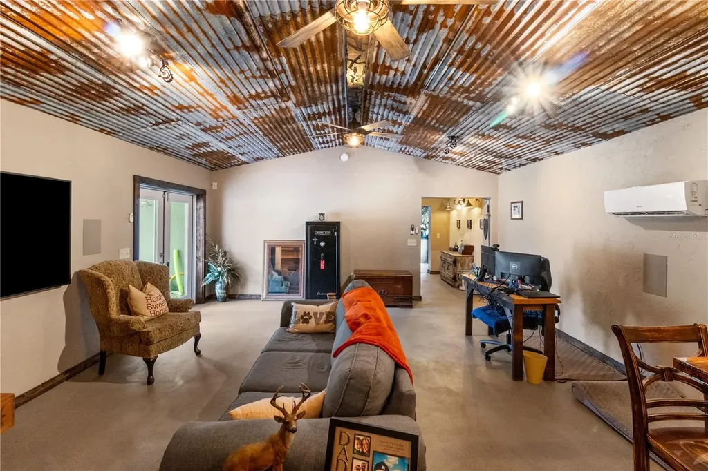 4562 Fairway Oaks Drive Mulberry FL 33860