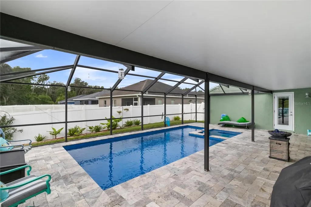 4562 Fairway Oaks Drive Mulberry FL 33860