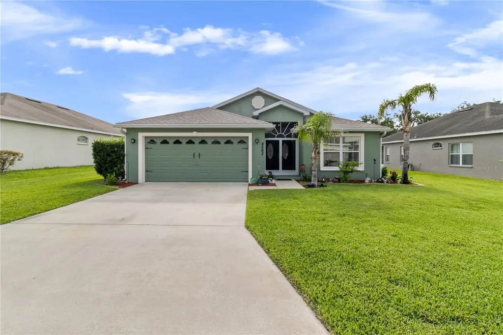 4562 Fairway Oaks Drive Mulberry FL 33860