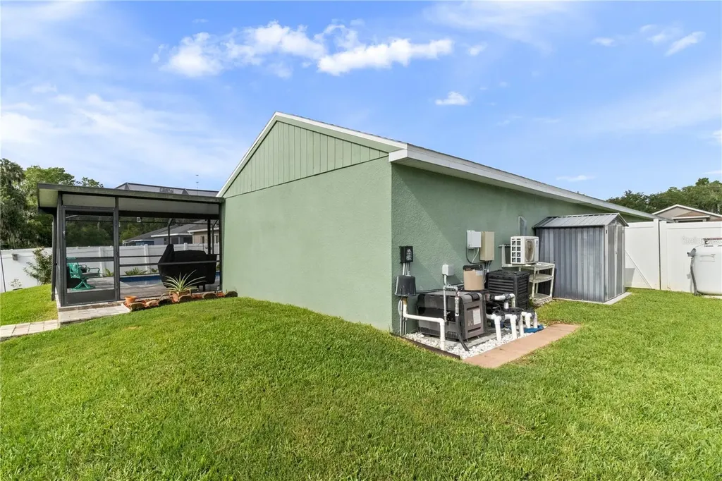 4562 Fairway Oaks Drive Mulberry FL 33860