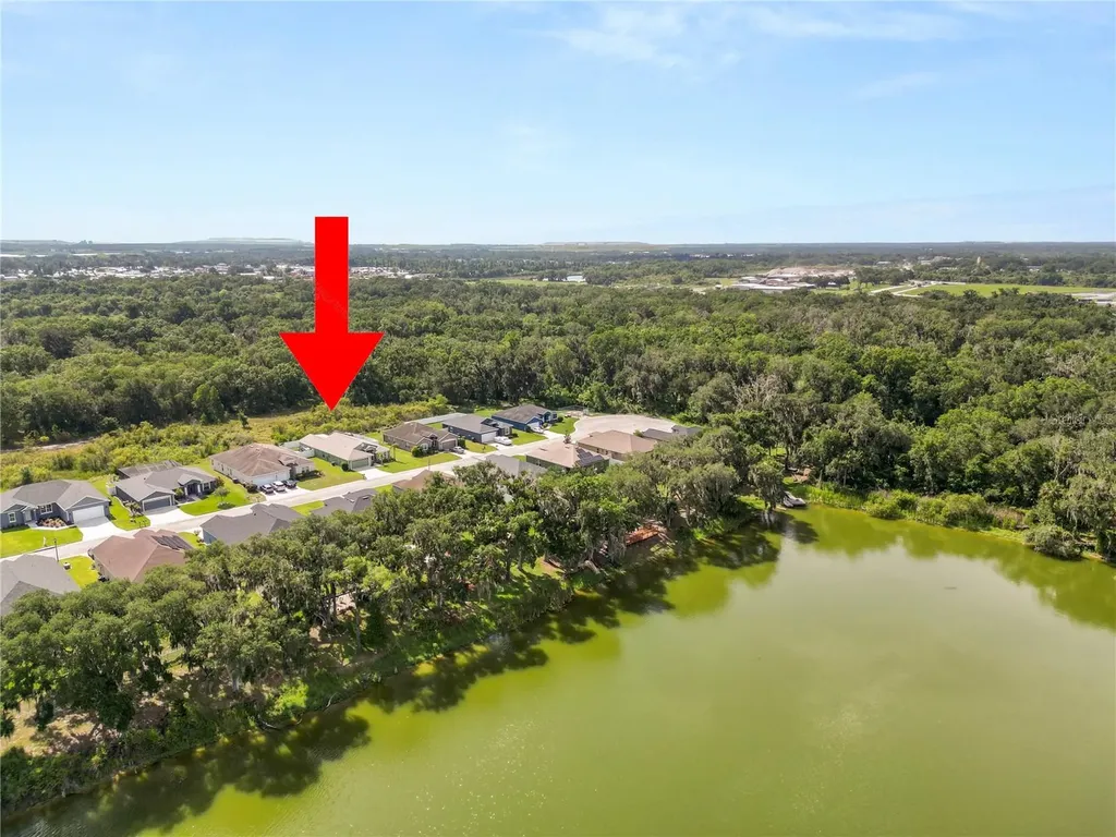 4562 Fairway Oaks Drive Mulberry FL 33860