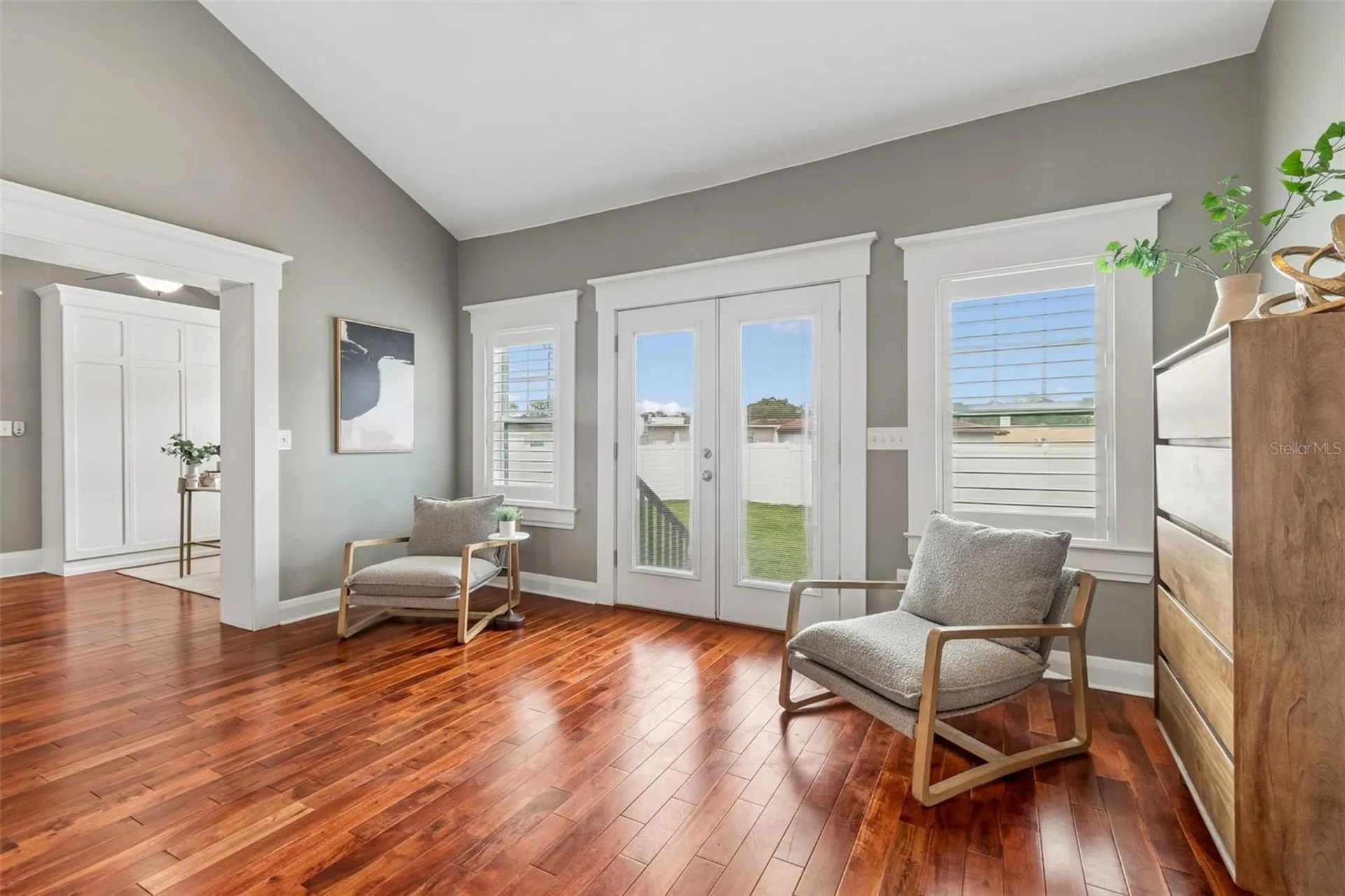 4010 W Neptune Street Tampa FL 33629