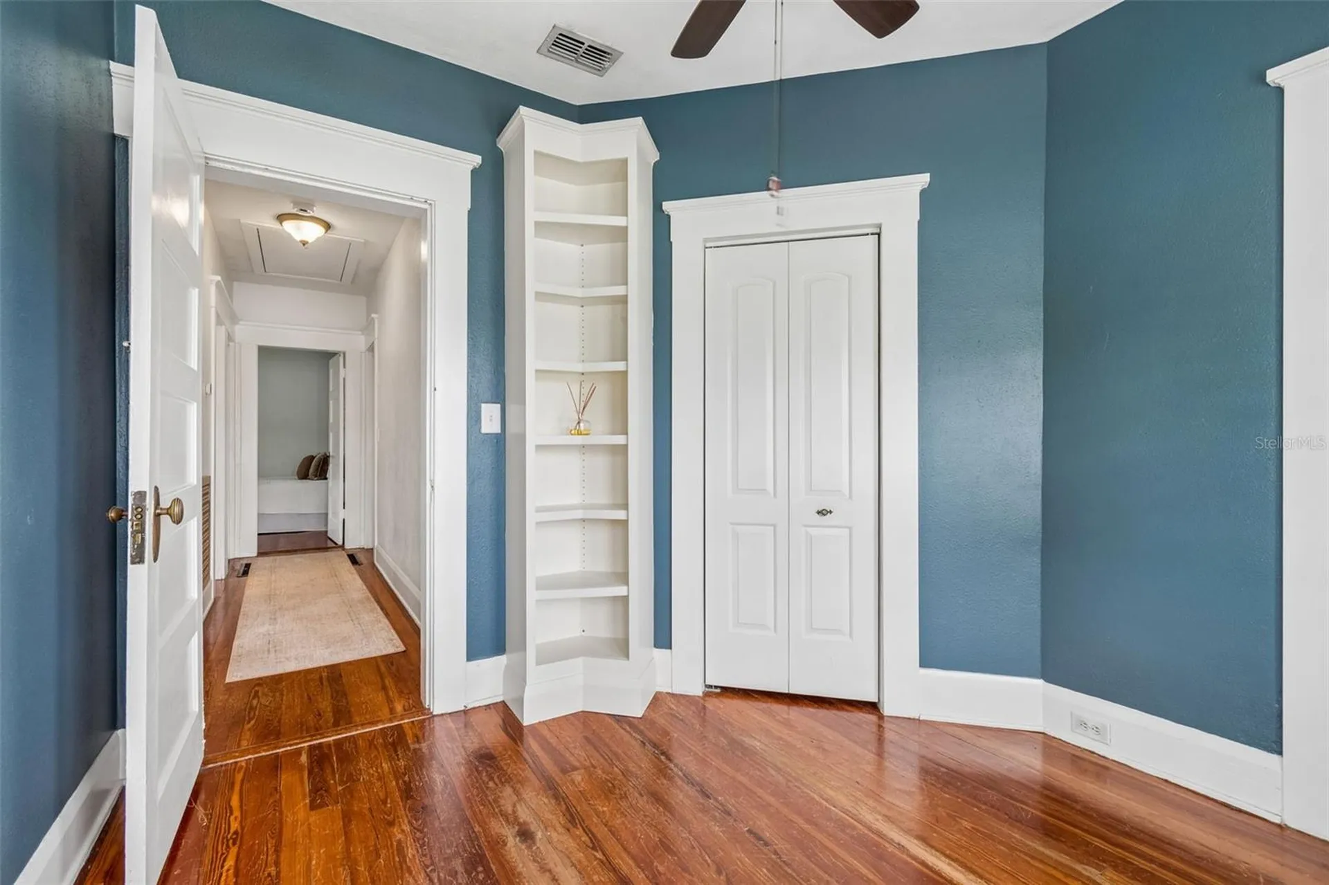 4010 W Neptune Street Tampa FL 33629