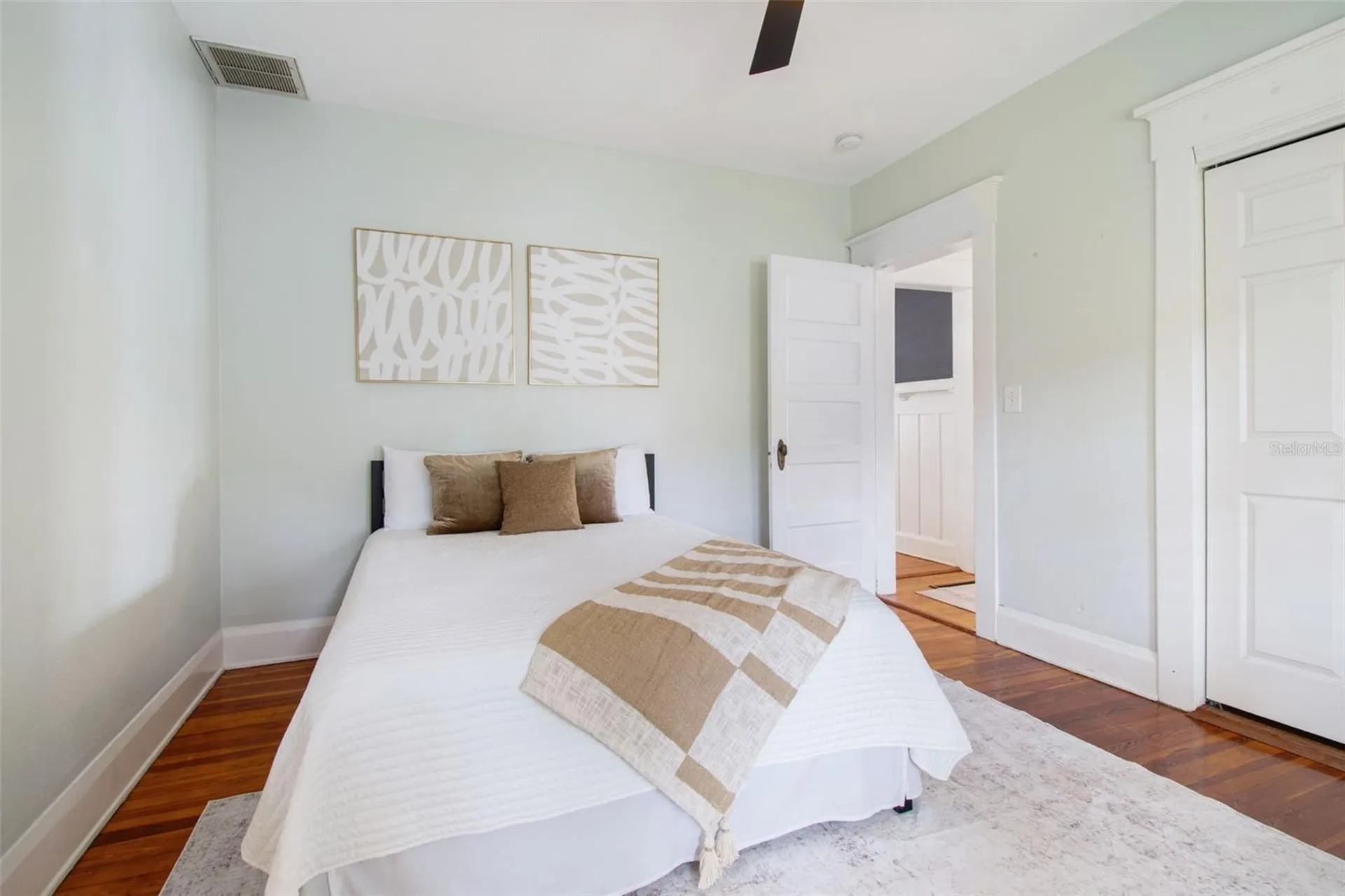 4010 W Neptune Street Tampa FL 33629