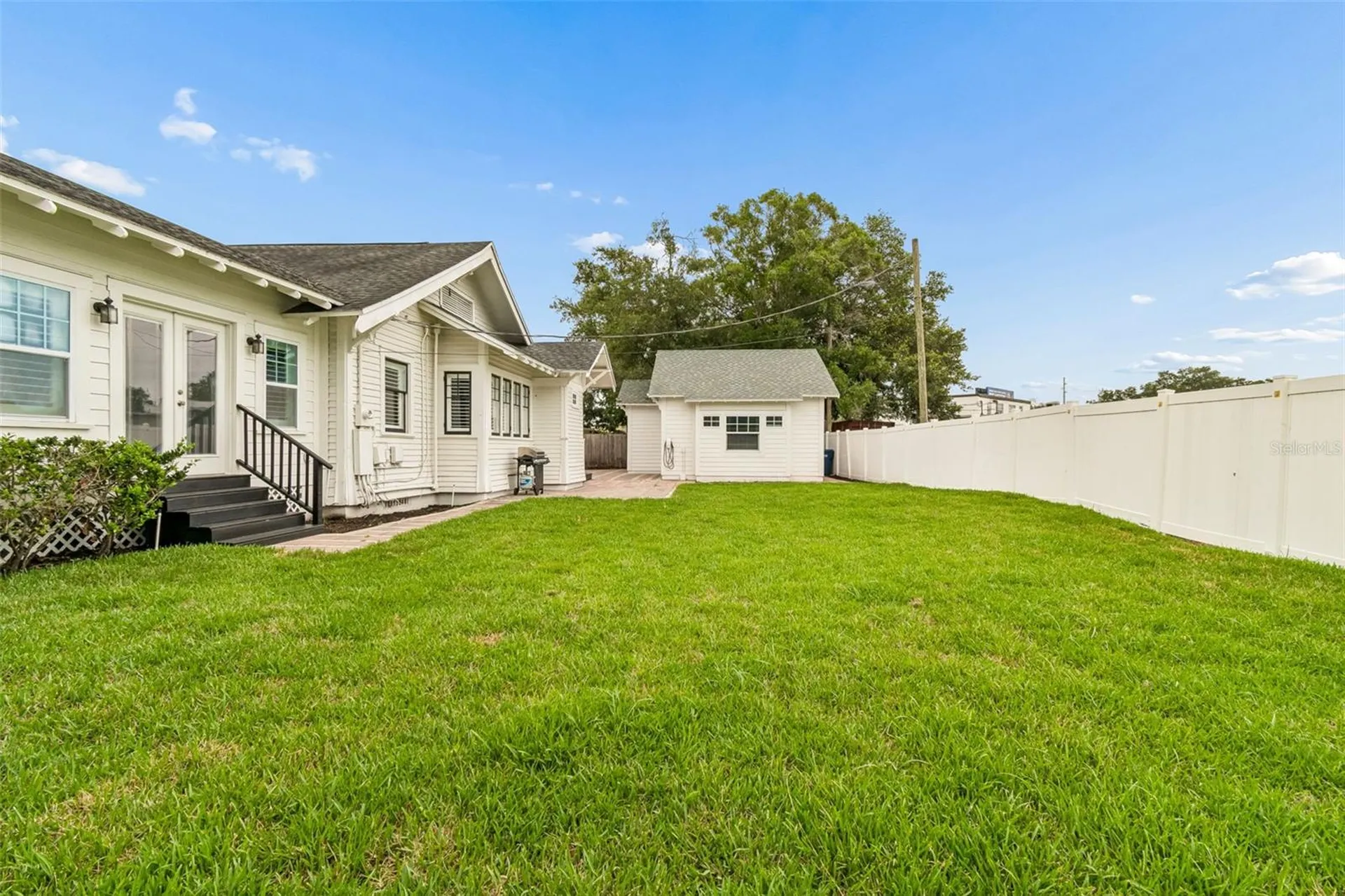 4010 W Neptune Street Tampa FL 33629