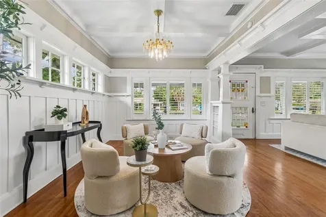 4010 W Neptune Street Tampa FL 33629