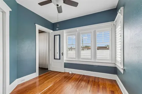 4010 W Neptune Street Tampa FL 33629