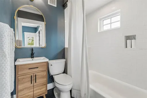 4010 W Neptune Street Tampa FL 33629