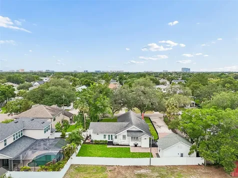 4010 W Neptune Street Tampa FL 33629