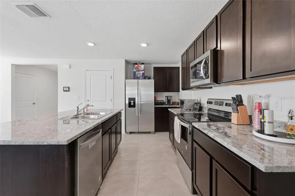 24799 NW 11th Place Newberry FL 32669