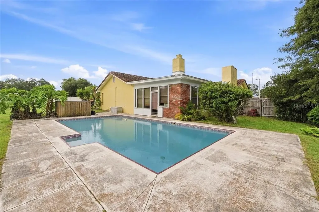 7026 Willow Run Loop Lakeland FL 33813