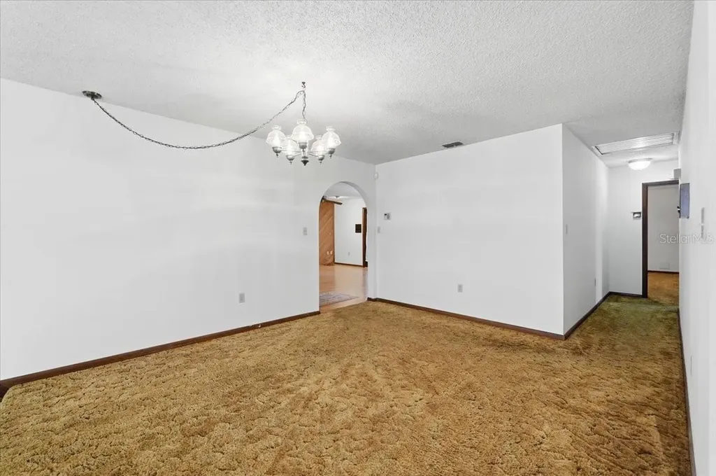 7026 Willow Run Loop Lakeland FL 33813