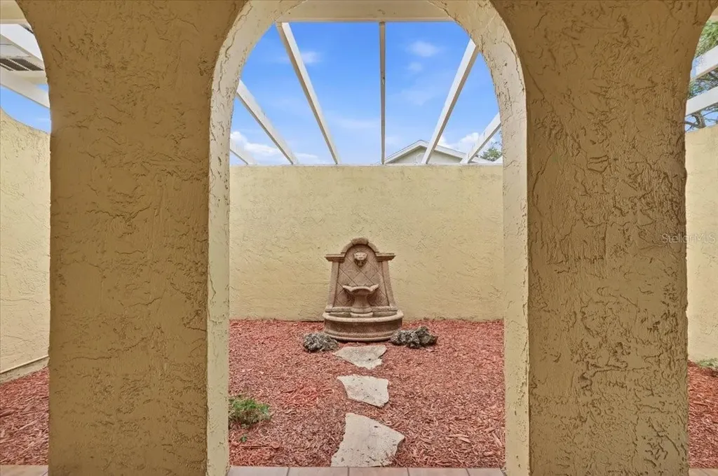 7026 Willow Run Loop Lakeland FL 33813