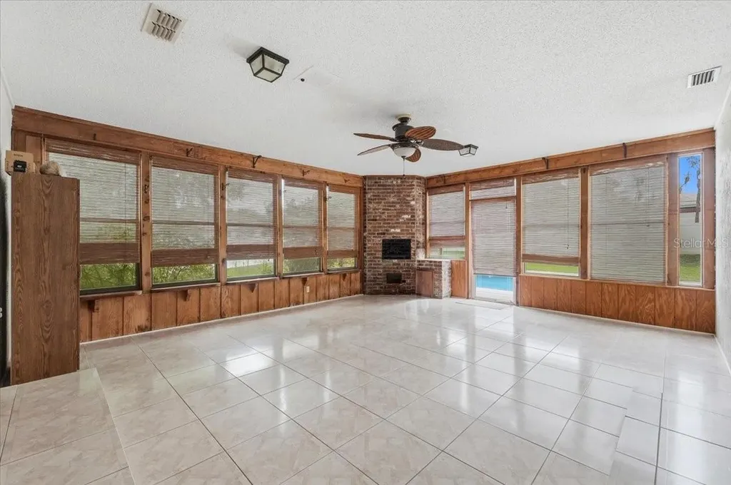 7026 Willow Run Loop Lakeland FL 33813