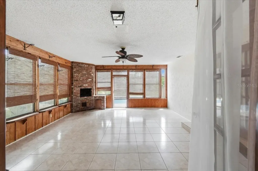 7026 Willow Run Loop Lakeland FL 33813