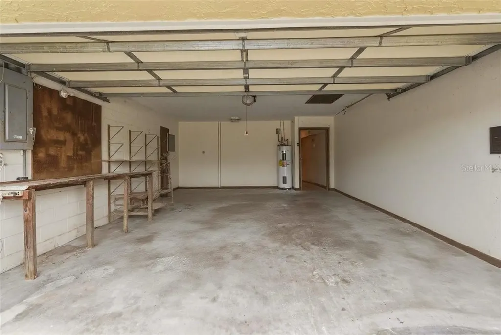 7026 Willow Run Loop Lakeland FL 33813
