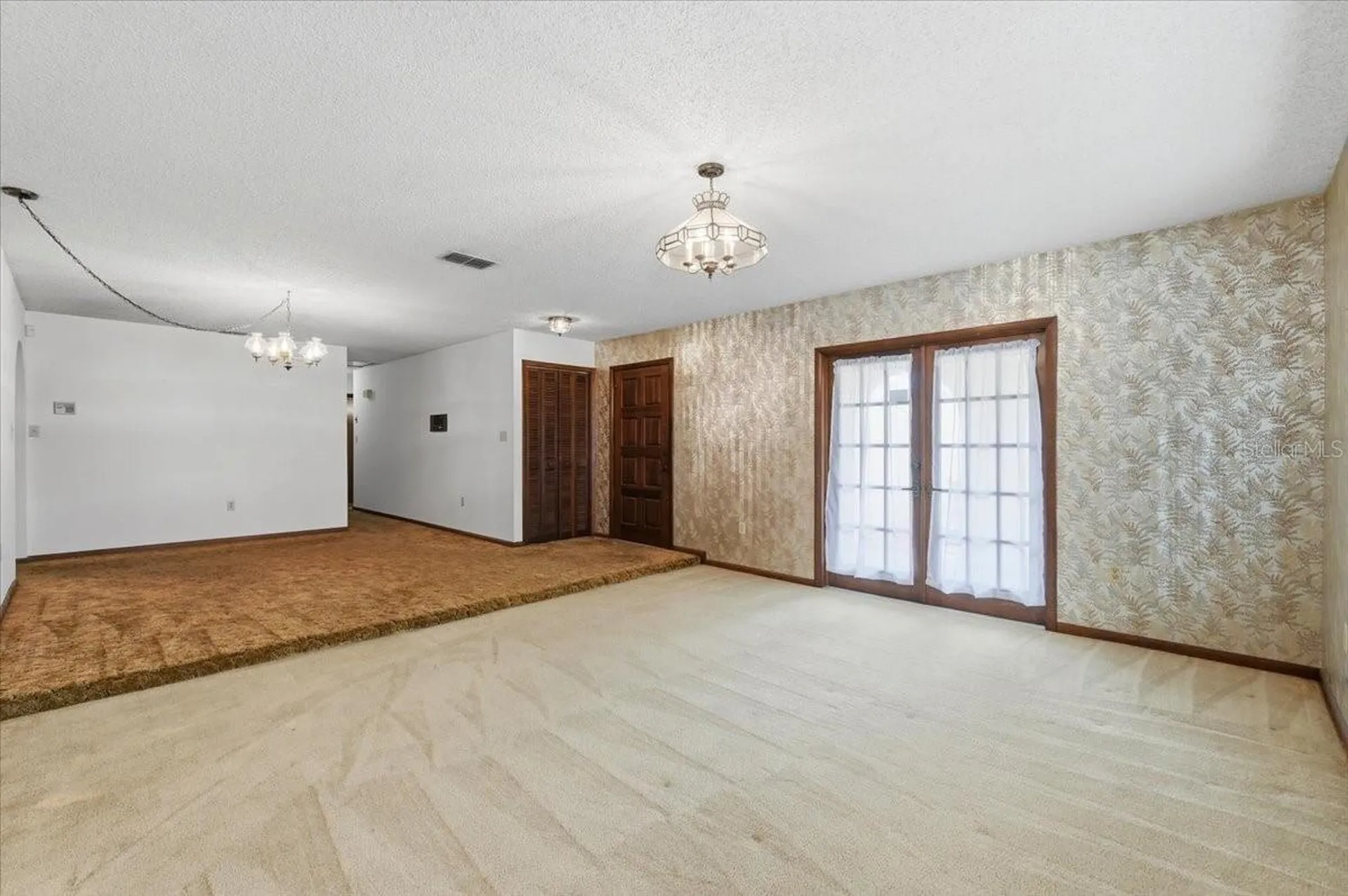 7026 Willow Run Loop Lakeland FL 33813