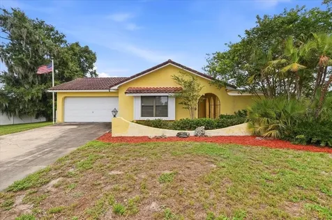 7026 Willow Run Loop Lakeland FL 33813