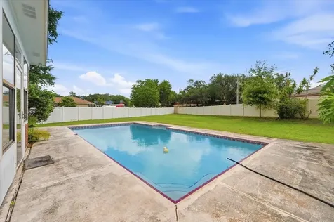 7026 Willow Run Loop Lakeland FL 33813