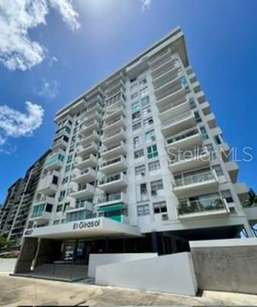4837 Ave. Isla Verde Carolina PR 00979