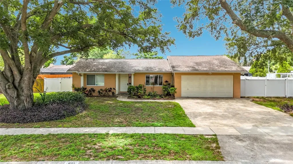 601 Brentwood Place Brandon FL 33511