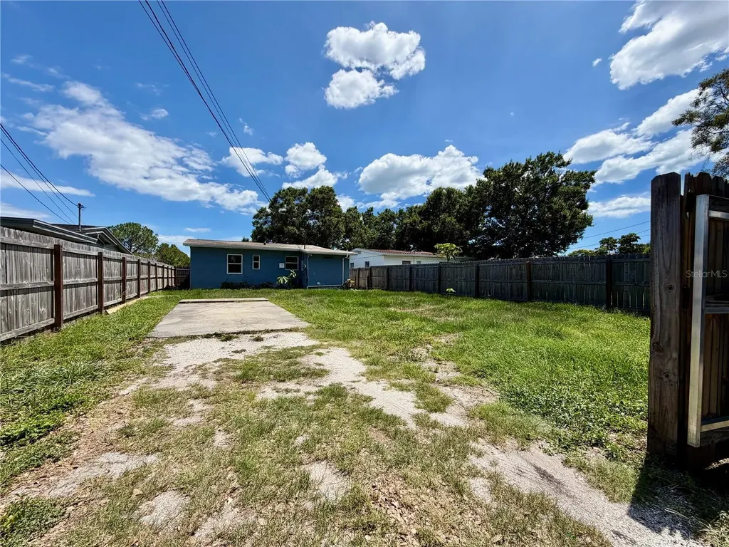 4227 5th Avenue N St Petersburg FL 33713