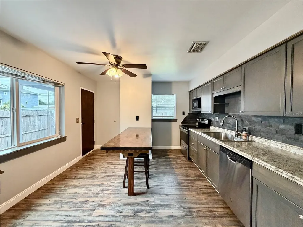 4227 5th Avenue N St Petersburg FL 33713