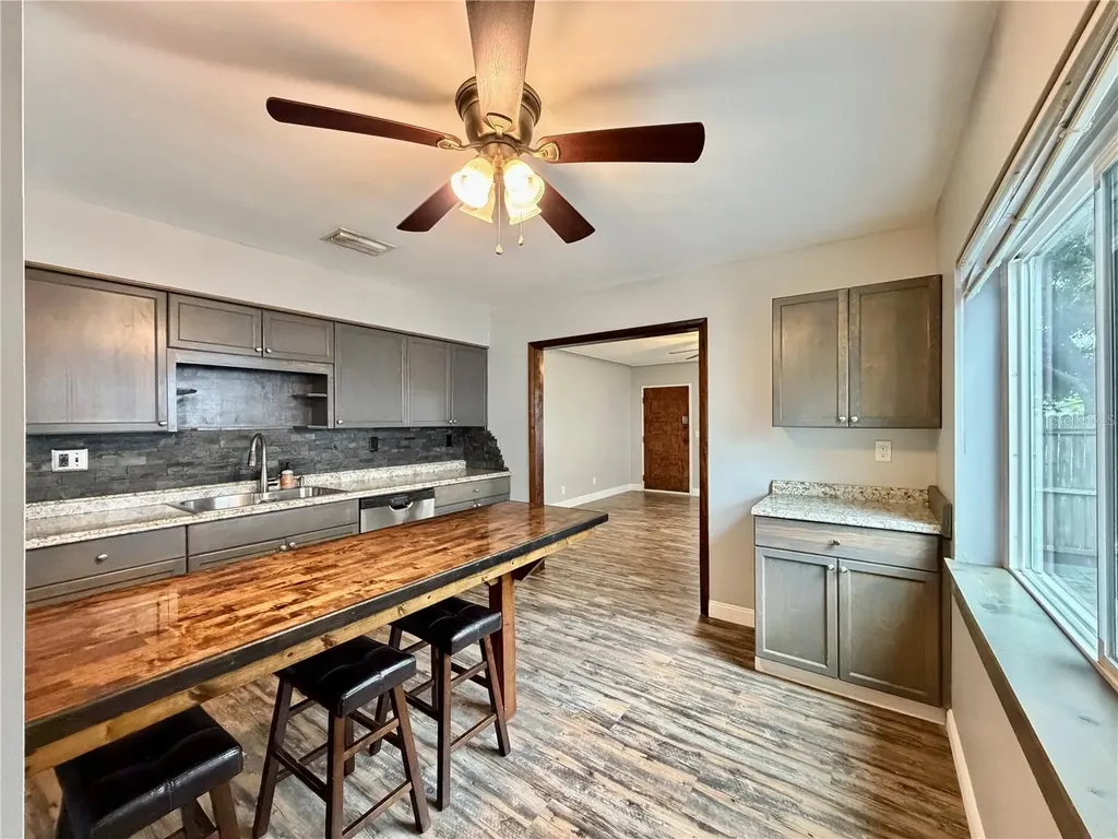4227 5th Avenue N St Petersburg FL 33713