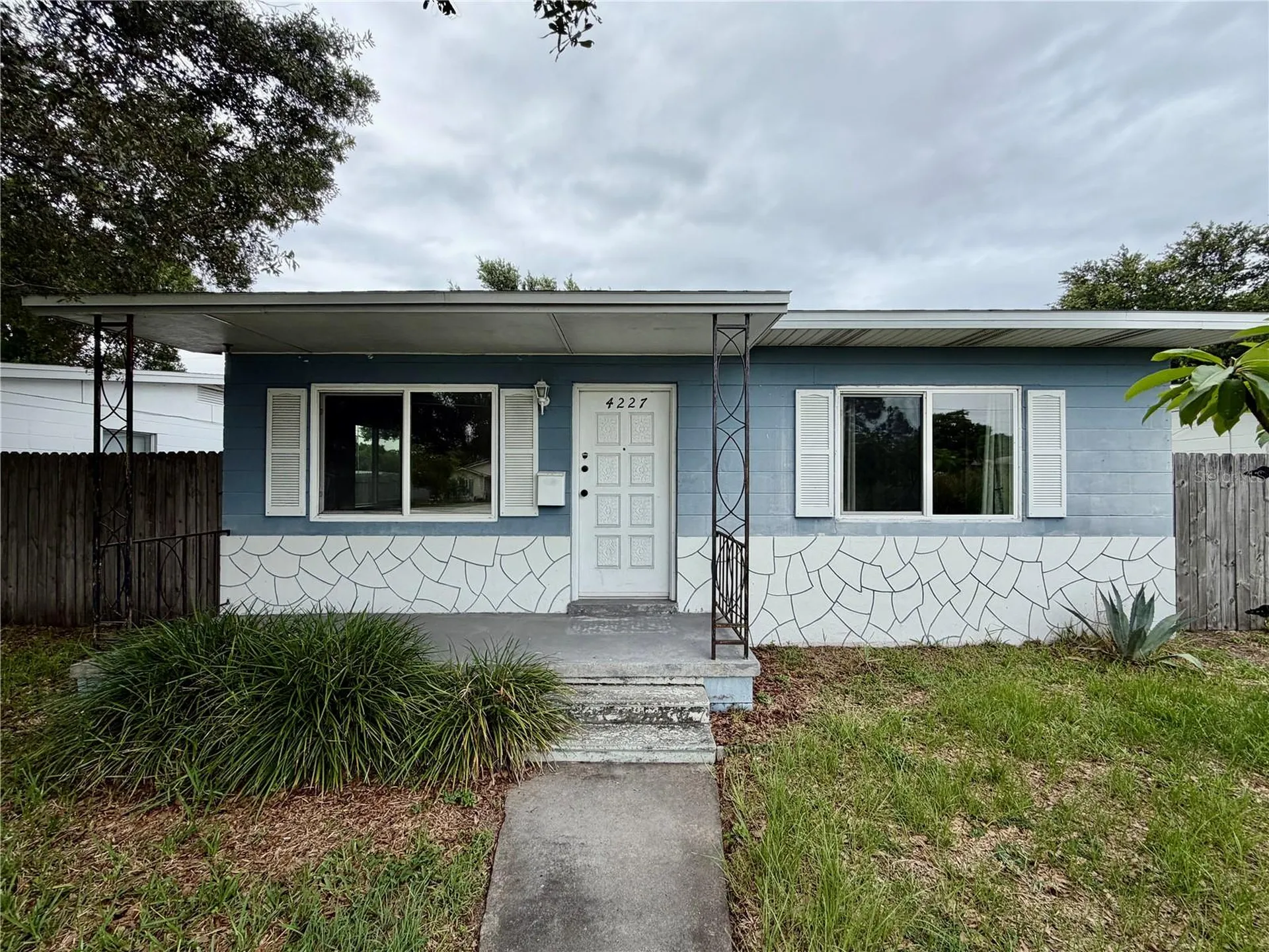 4227 5th Avenue N St Petersburg FL 33713