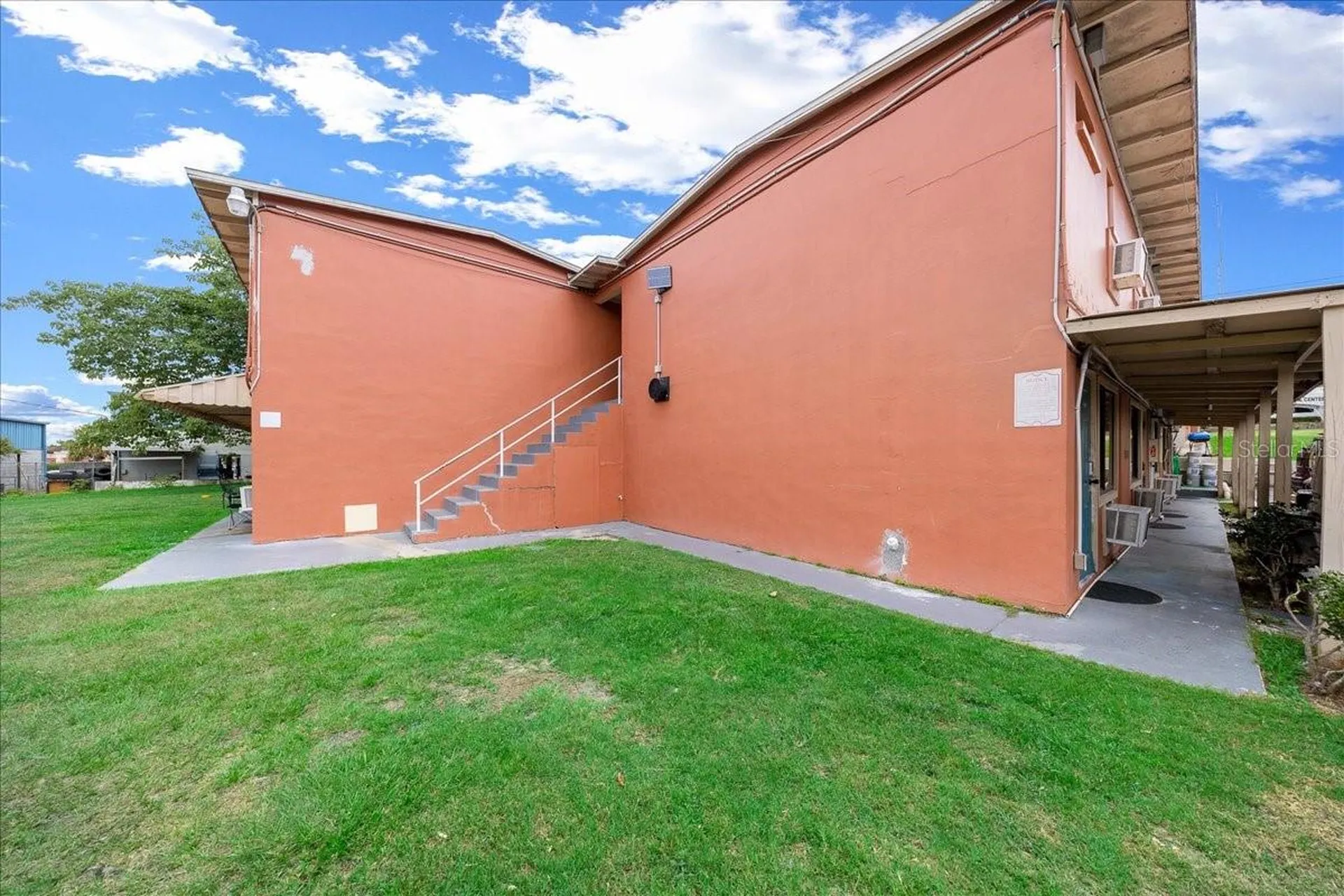 2210 S Pine Avenue Ocala FL 34471