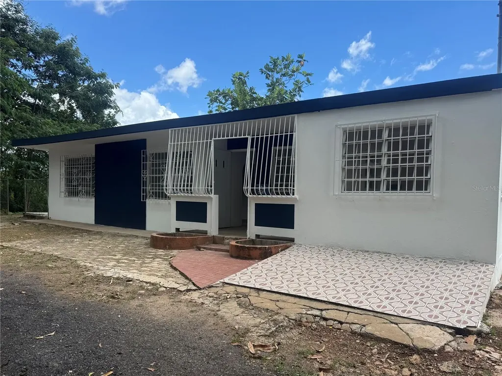 . Carr. 352 Km 3.7 Mayaguez PR 00680
