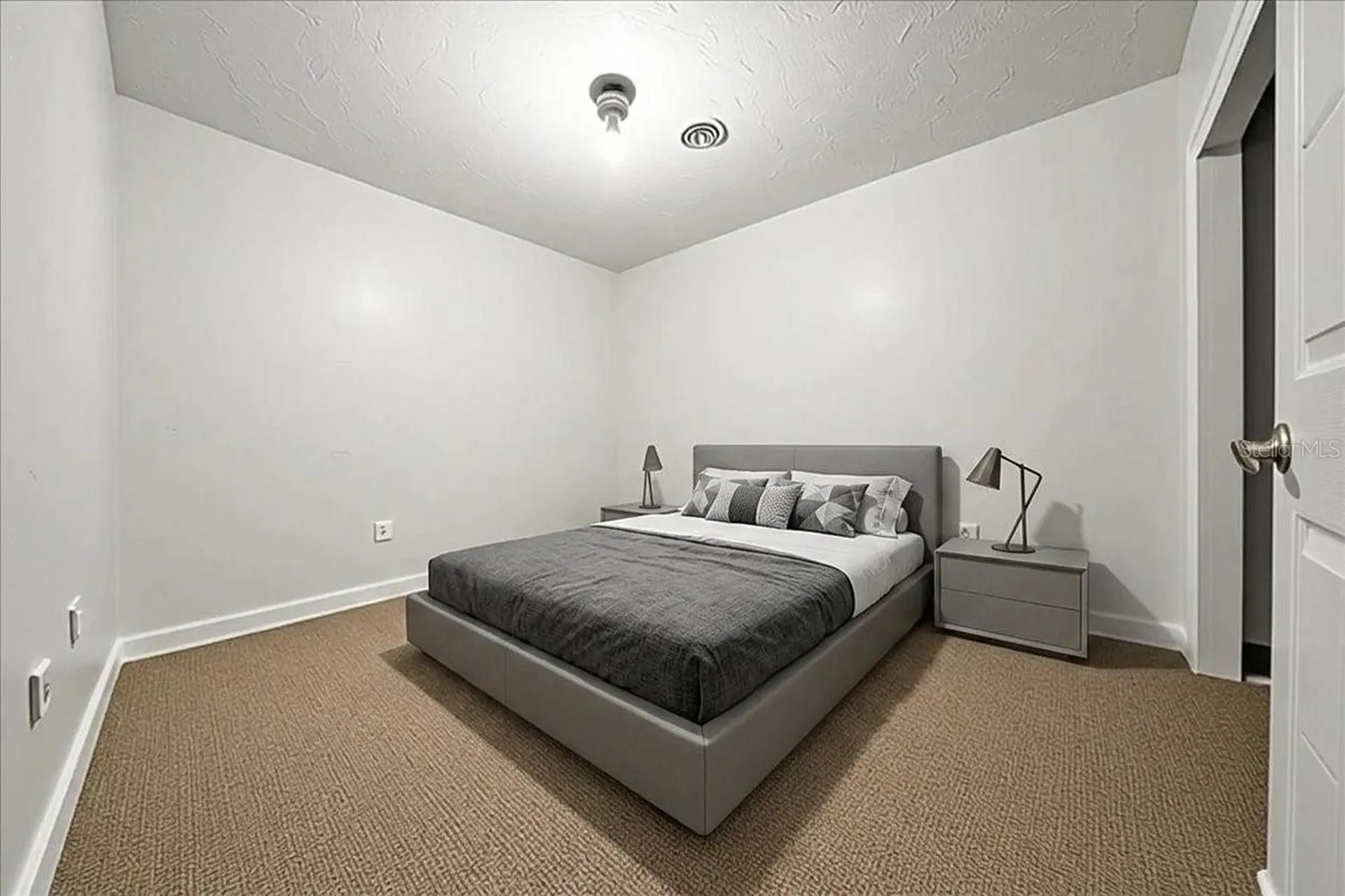 215 S Pine Avenue Ocala FL 34471