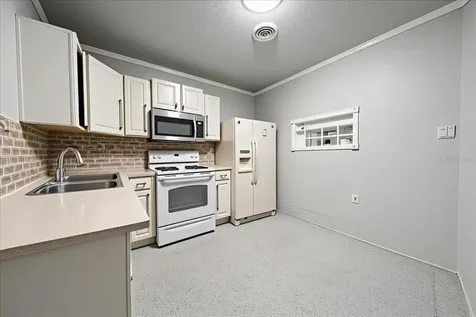 215 S Pine Avenue Ocala FL 34471