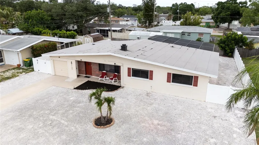 3137 Bay Street Sarasota FL 34237