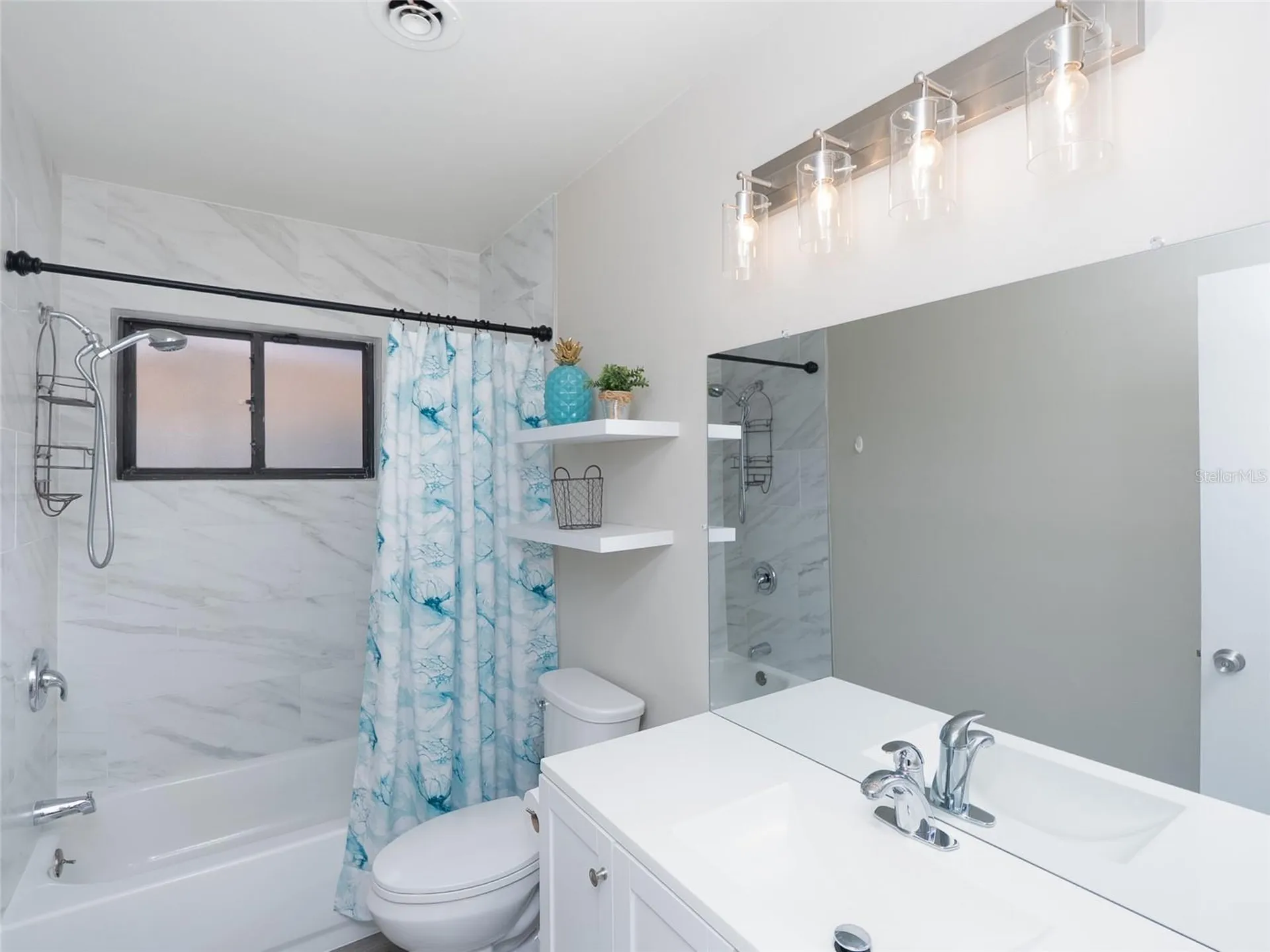 3137 Bay Street Sarasota FL 34237