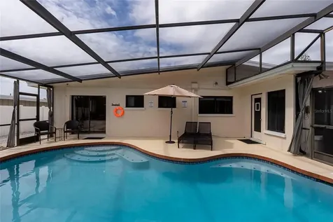 3137 Bay Street Sarasota FL 34237