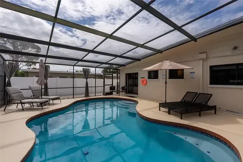 3137 Bay Street Sarasota FL 34237