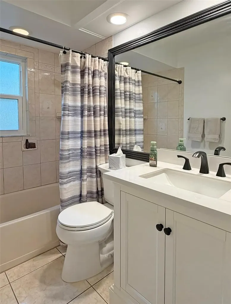 8521 Misty River Court Tampa FL 33637