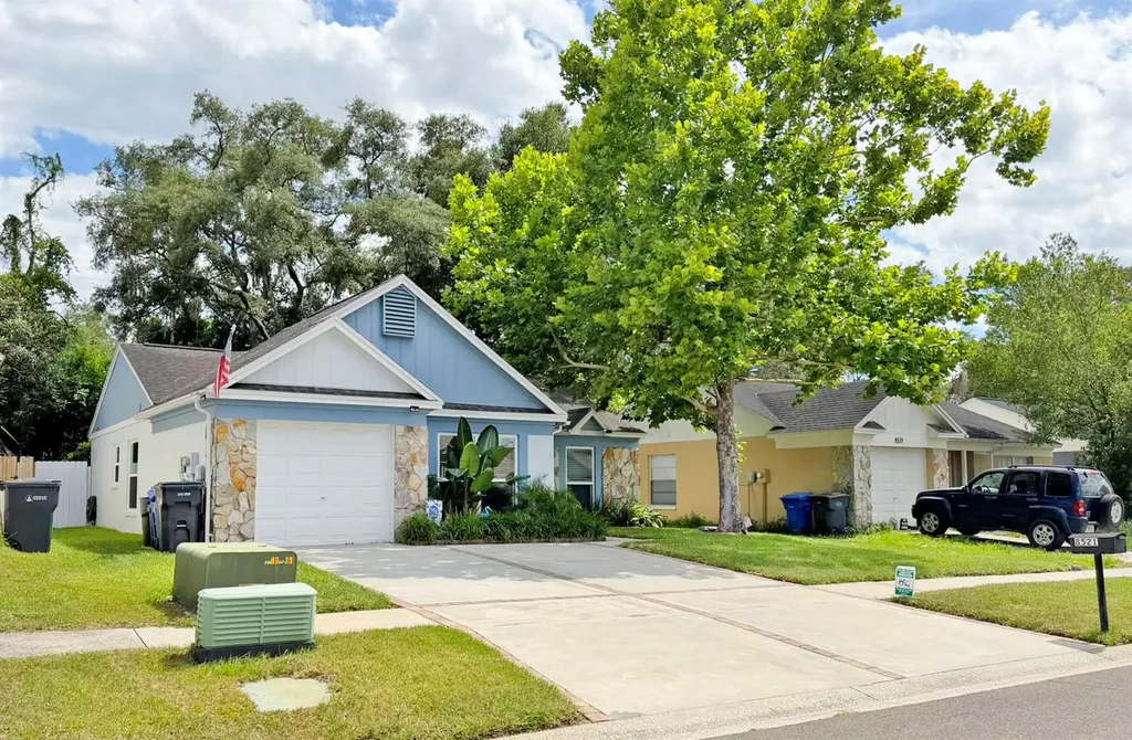 8521 Misty River Court Tampa FL 33637