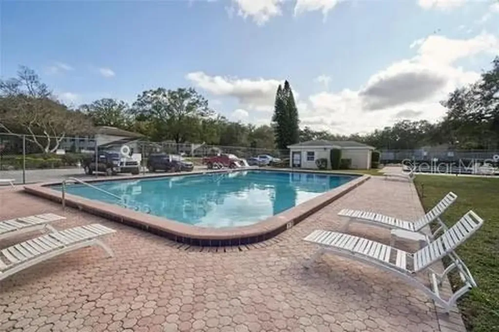 11713 Raintree Drive Tampa FL 33617