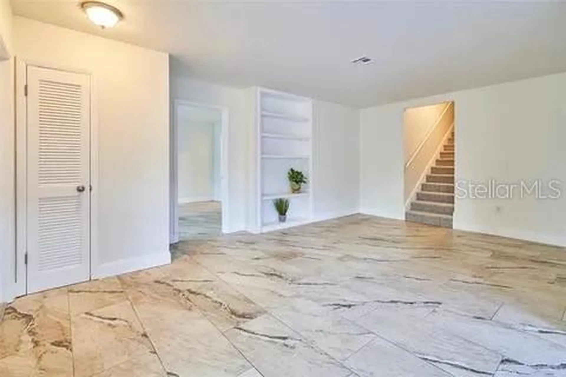 11713 Raintree Drive Tampa FL 33617