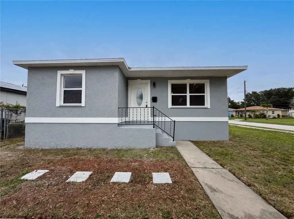 845 40th Avenue S St Petersburg FL 33705